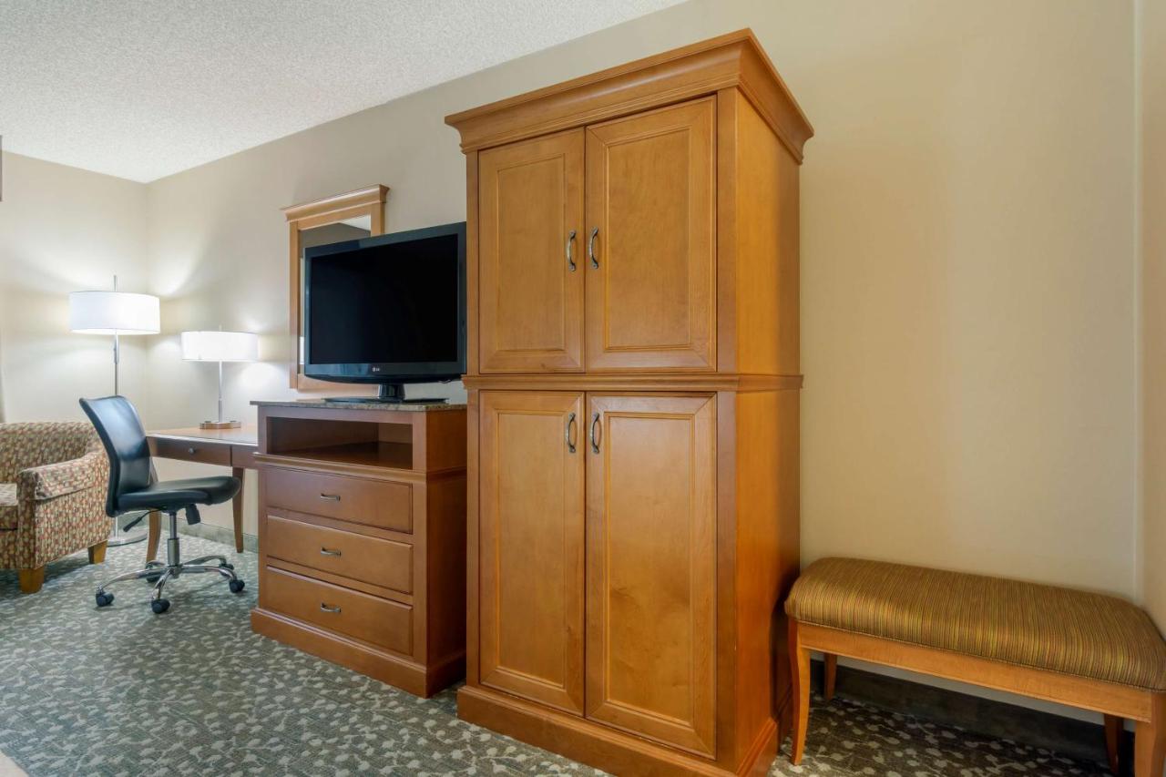  | Best Western Plus Oak Harbor Hotel and Conference Center