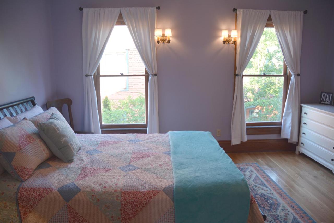 | Art and Lodging
