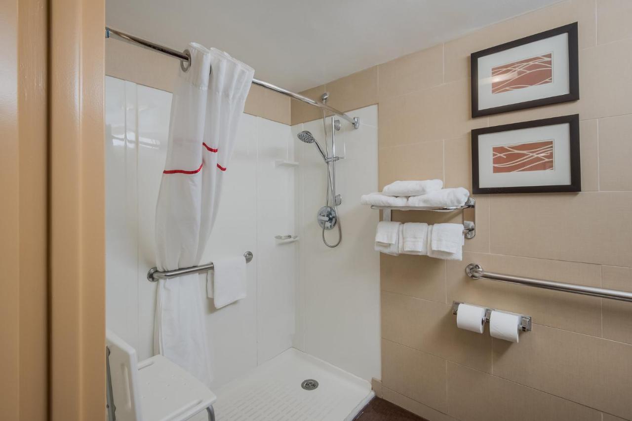 | Red Roof Inn Fairfield