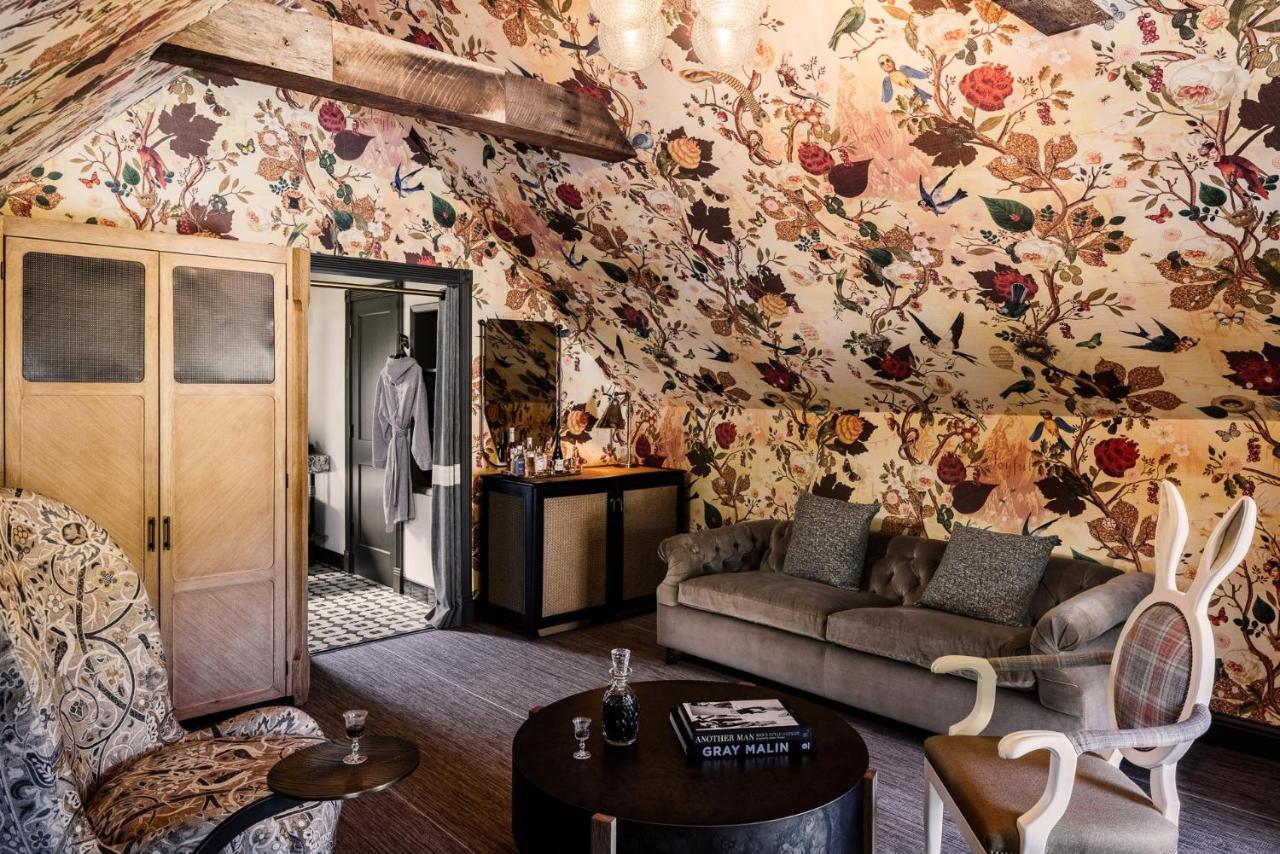 One-Bedroom Suite at The Madrona