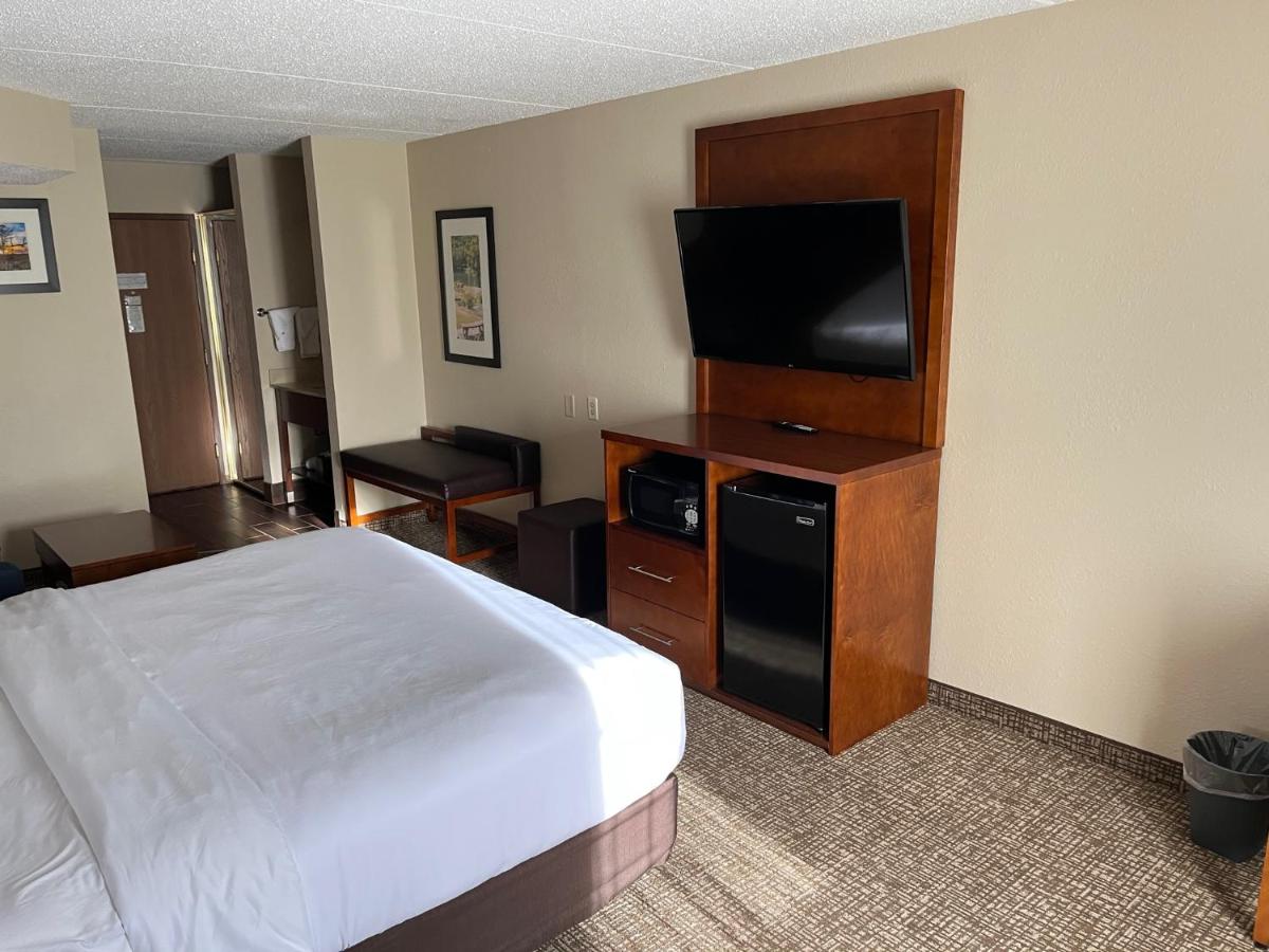 King Room - Non-Smoking at Wingate by Wyndham Clearfield