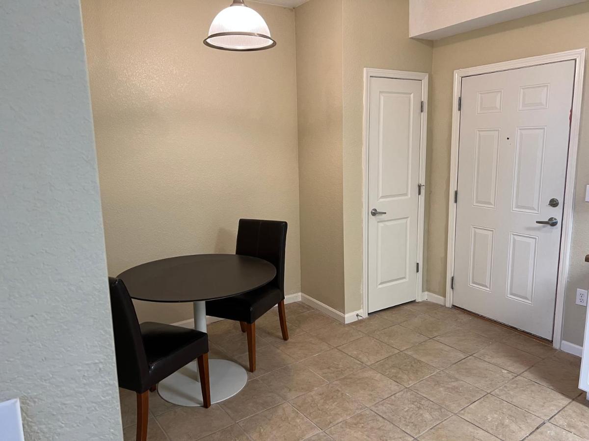 Standard Apartment at Washburn Hotel Suites
