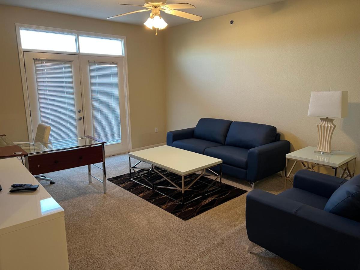 Two-Bedroom Apartment at Washburn Hotel Suites