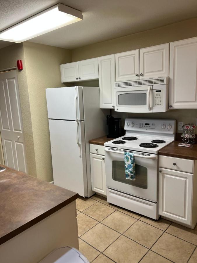 Two-Bedroom Apartment at Washburn Hotel Suites