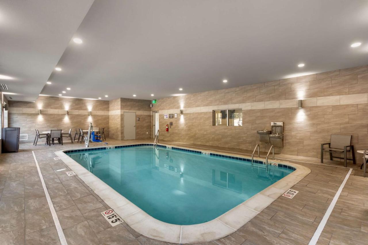  | Best Western Plus Executive Residency Antioch Inn