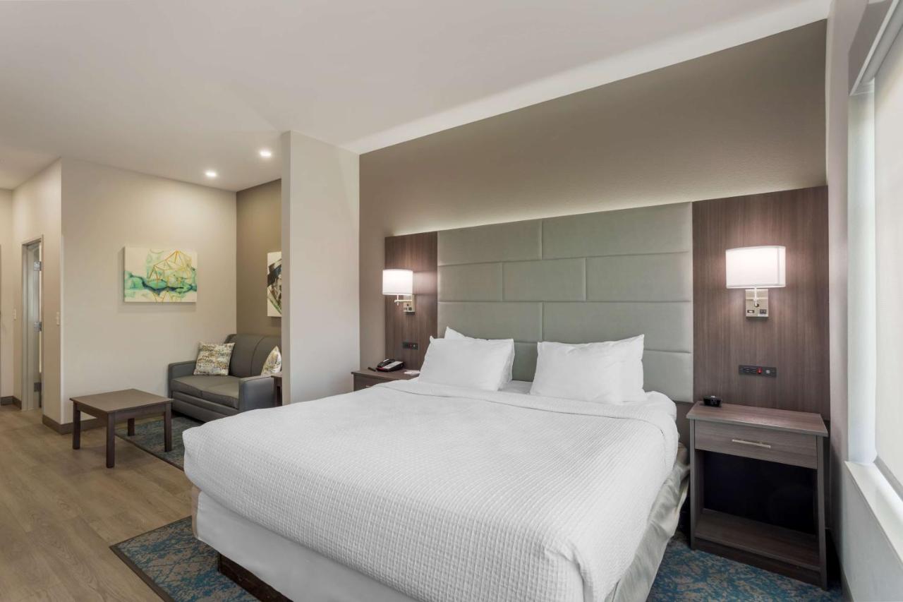  | Best Western Plus Executive Residency Antioch Inn