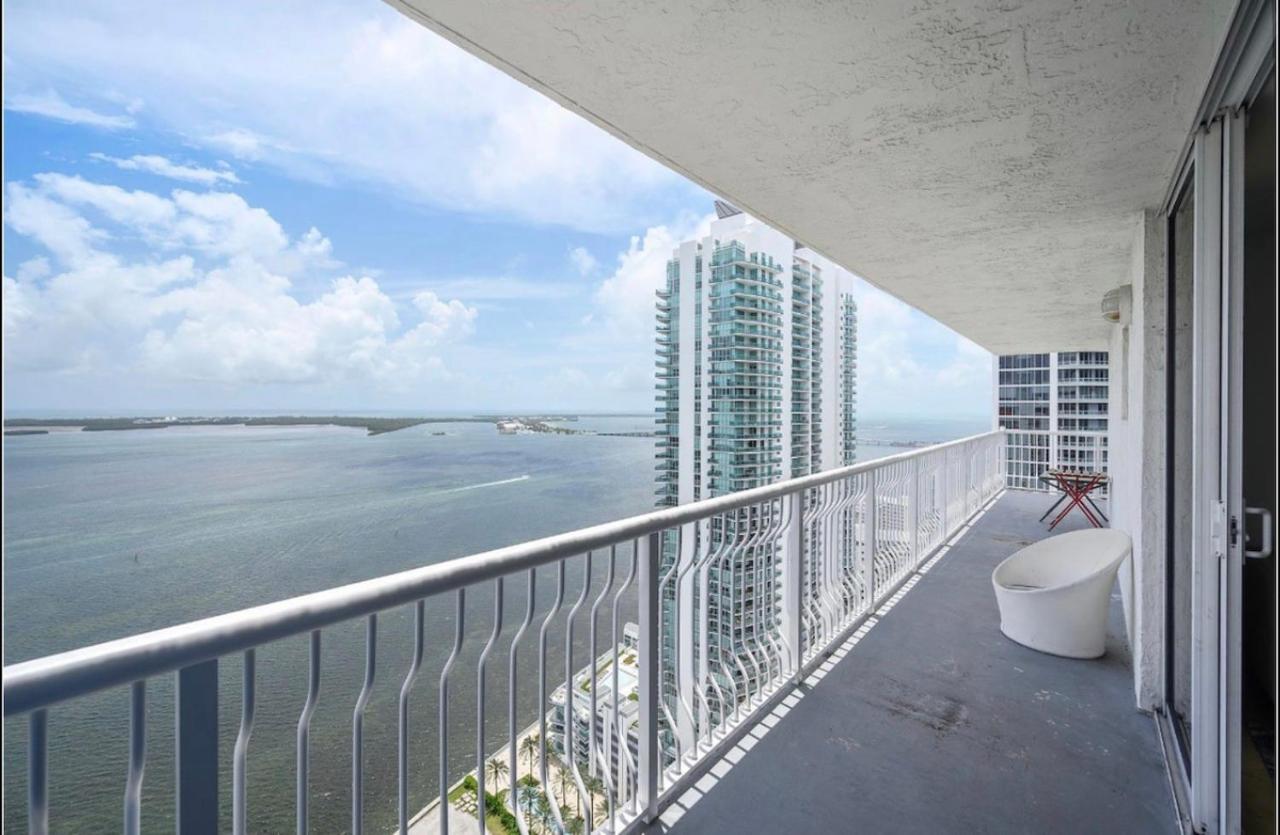 | **LUXURY 2BR CONDO BRICKELL-STUNNING WATERVIEWS**