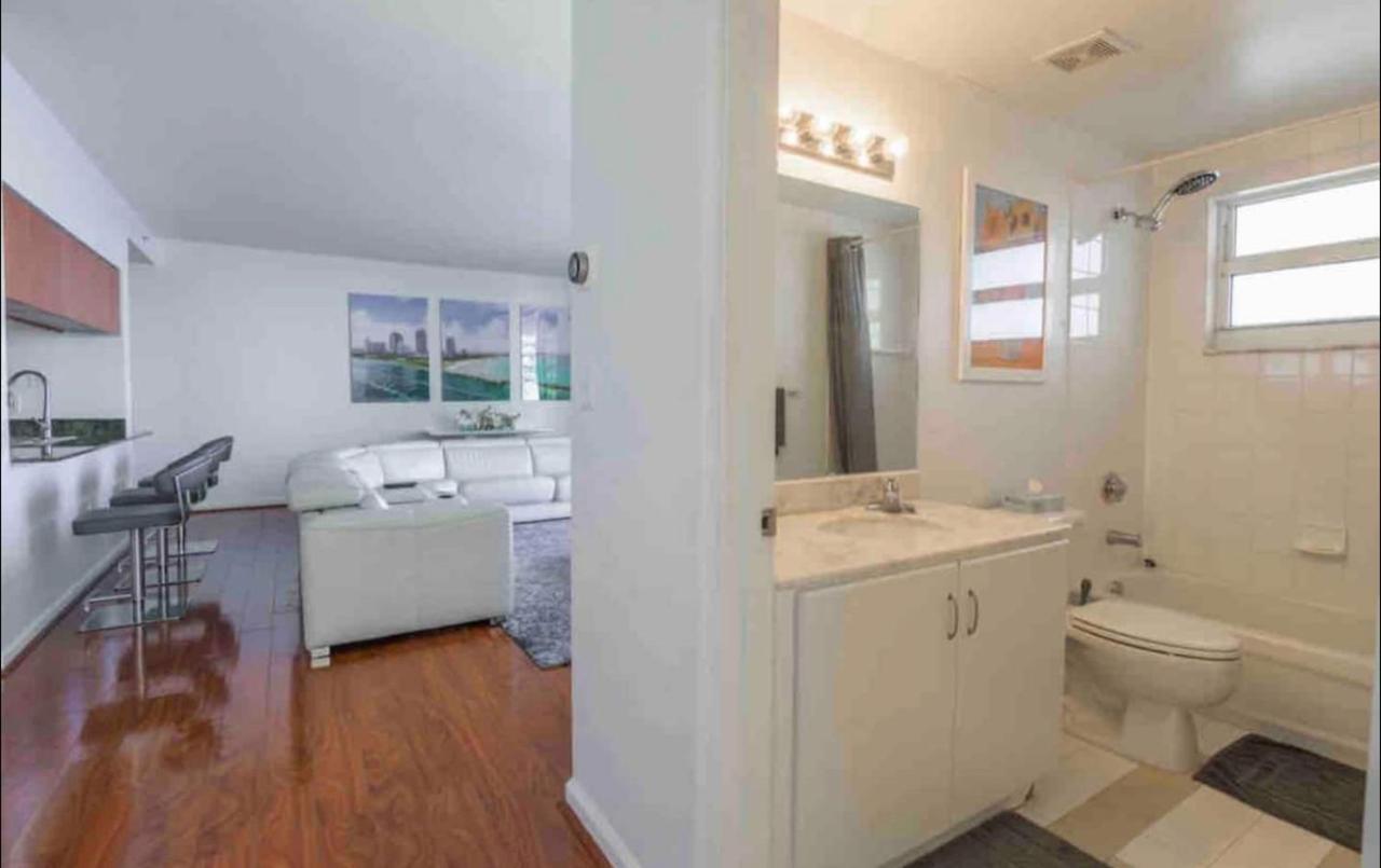 | **LUXURY 2BR CONDO BRICKELL-STUNNING WATERVIEWS**