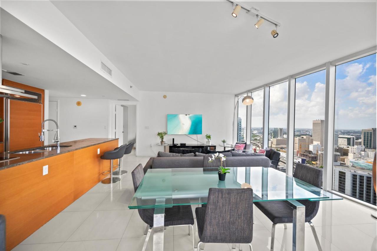  | **ICONIC 2 BR W ICON BRICKELL- WATERVIEWS-FREESPA*