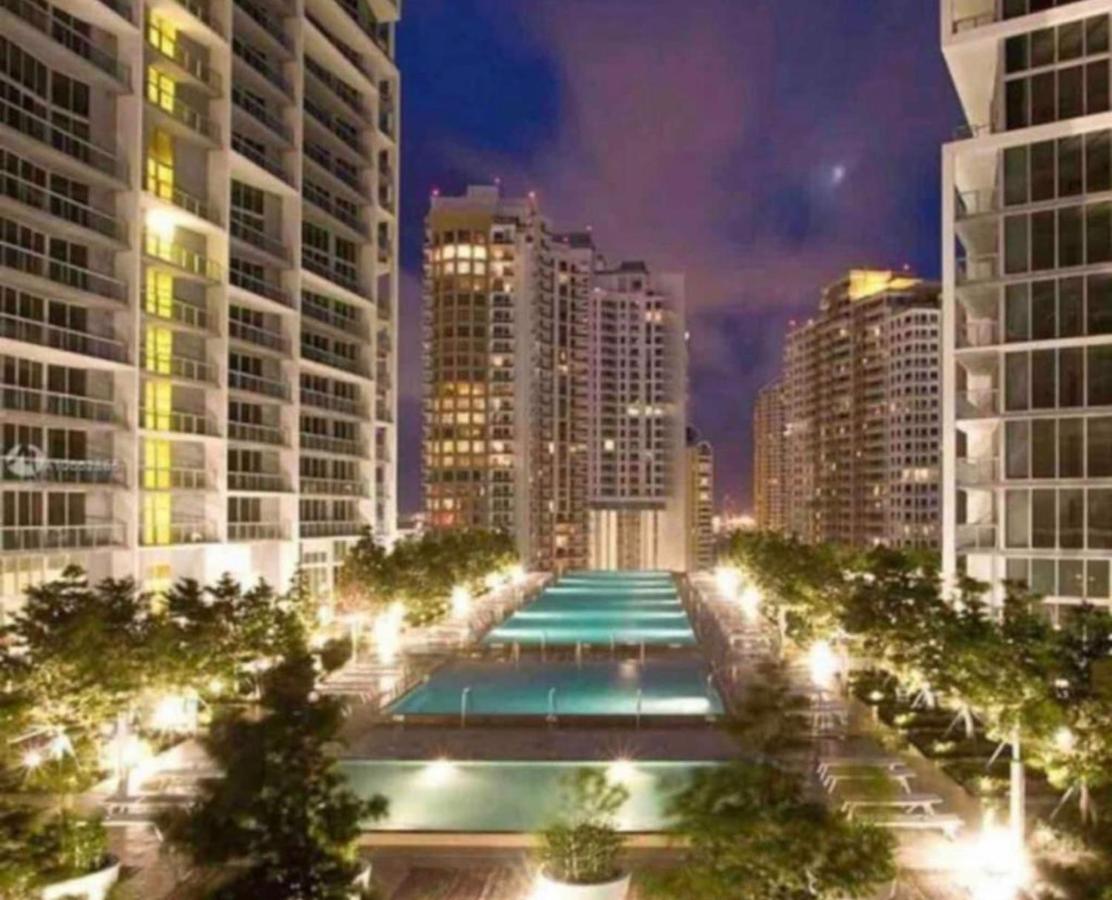 | **ICONIC 2 BR W ICON BRICKELL- WATERVIEWS-FREESPA*
