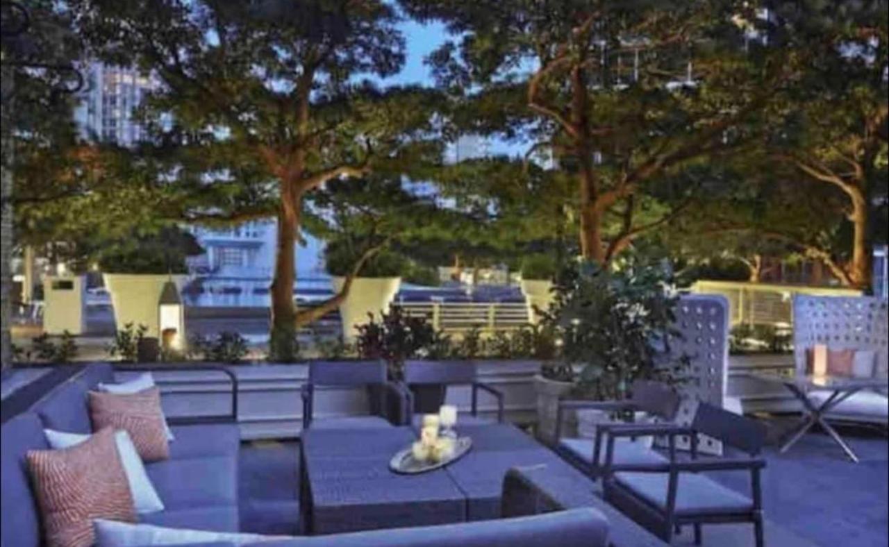  | **ICONIC 2 BR W ICON BRICKELL- WATERVIEWS-FREESPA*