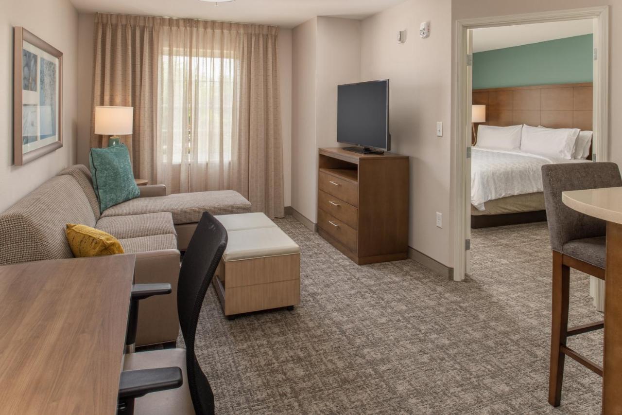 One-Bedroom King Room with Accessible Transfer Shower - Non-Smoking at Staybridge Suites Hillsboro North by IHG