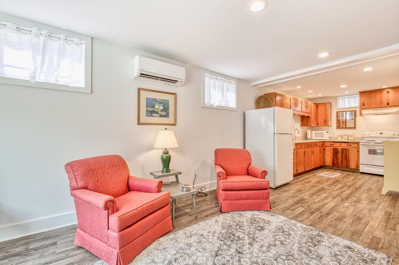 | Lakeview Studio