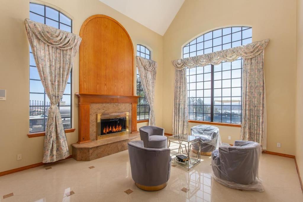 | LUXURIOUS VILLA FOR BEST VACATIONS AND MEMORIES