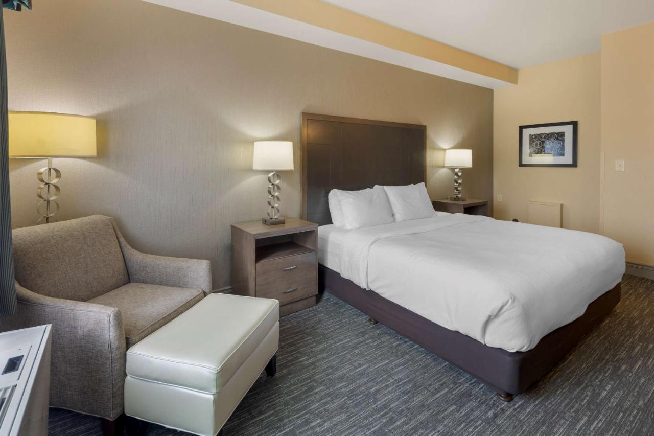 King Room - Non-Smoking at Best Western Plus Chena River Lodge