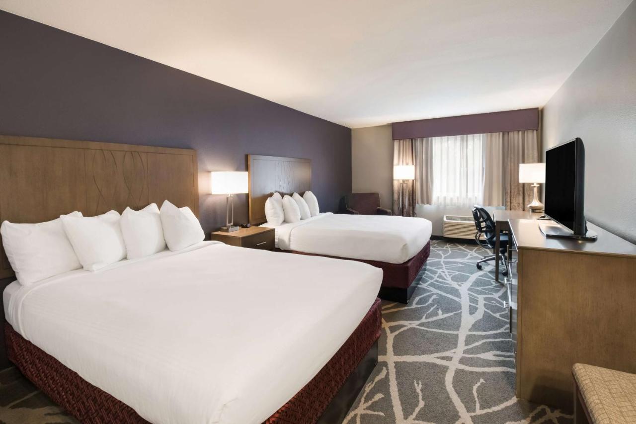 Queen Room with Two Queen Beds at Best Western McMinnville Inn