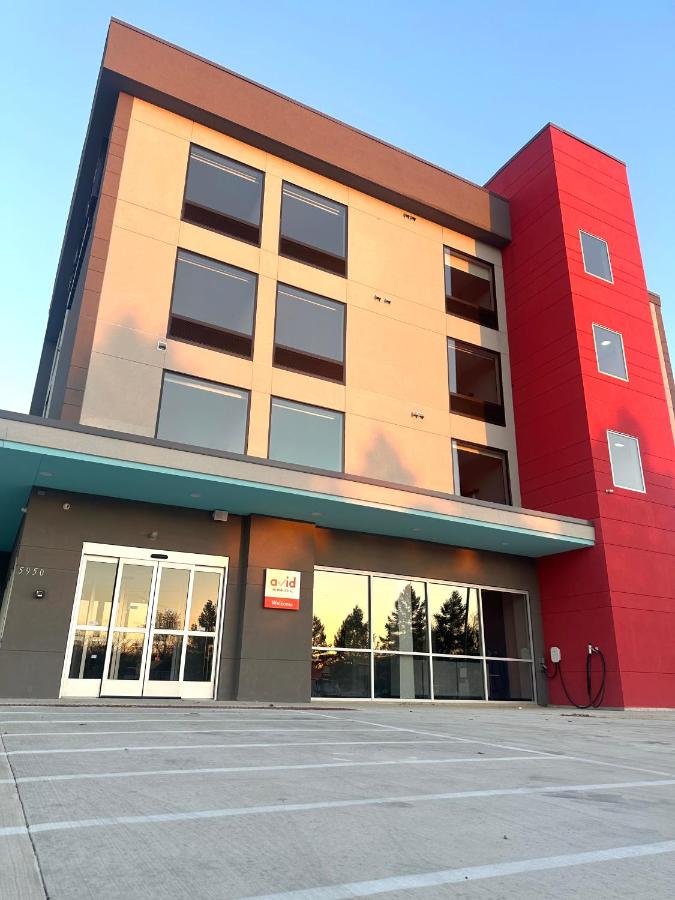 | AVID Hotels - Fort Wayne North, an IHG Hotel