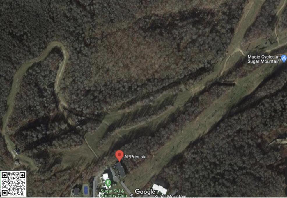 | APPresSki - 5 bed Ski in Ski out - 50 Steps to Ski Sugar Mountain Slopes