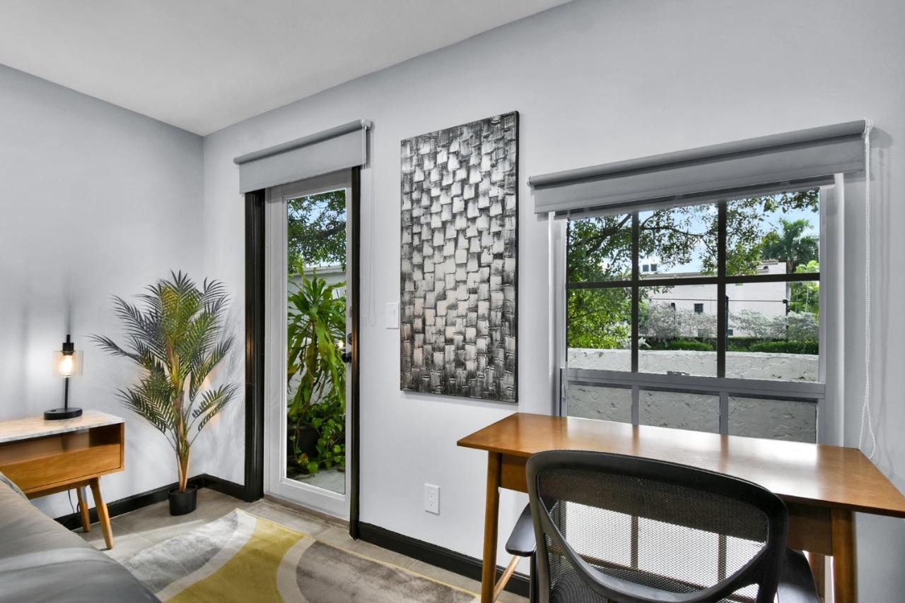 | Wilton Manors Villas - Florida Furnished Living