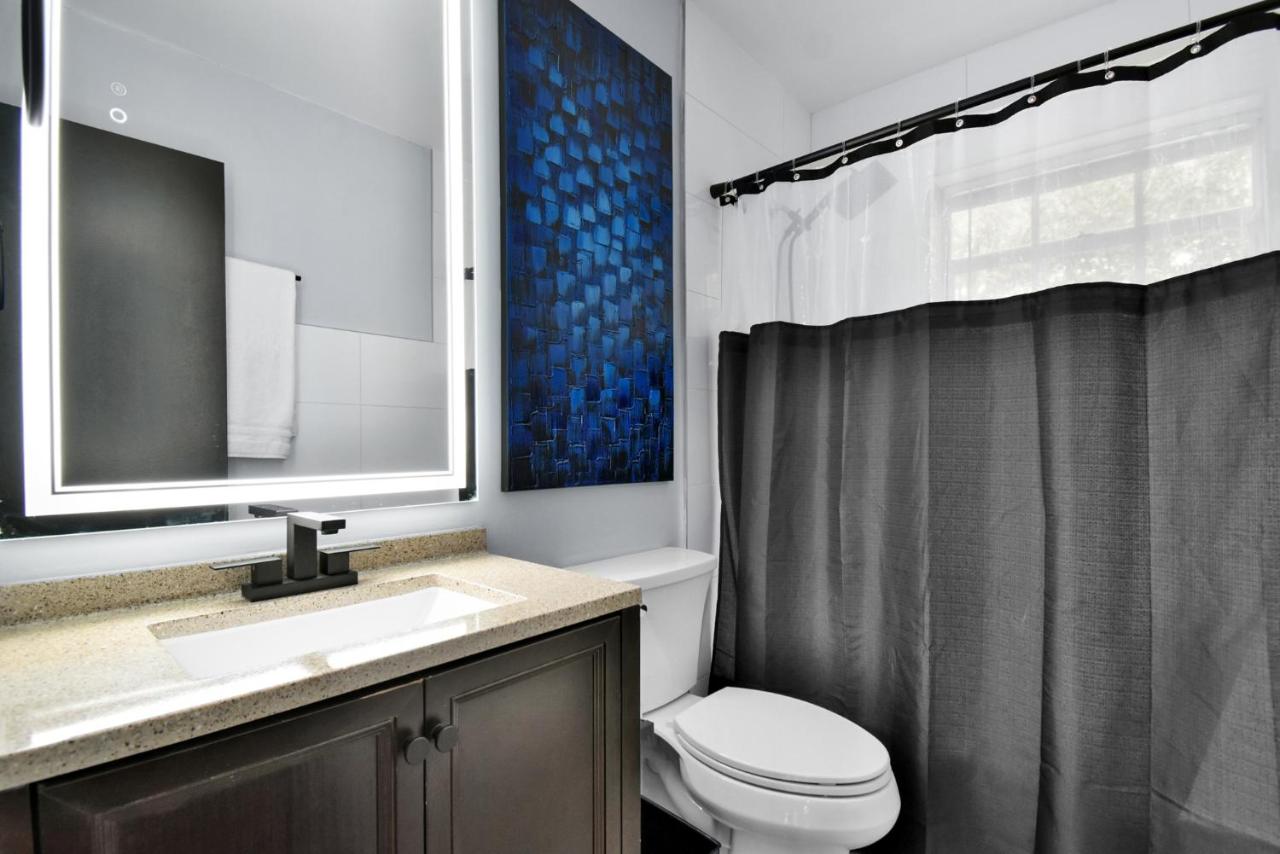 | Wilton Manors Villas - Florida Furnished Living