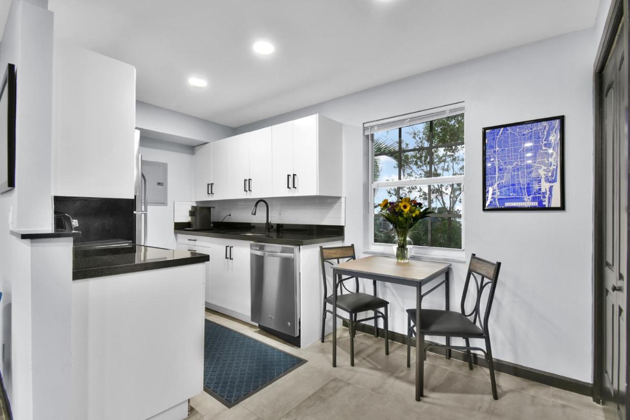 | Wilton Manors Villas - Florida Furnished Living
