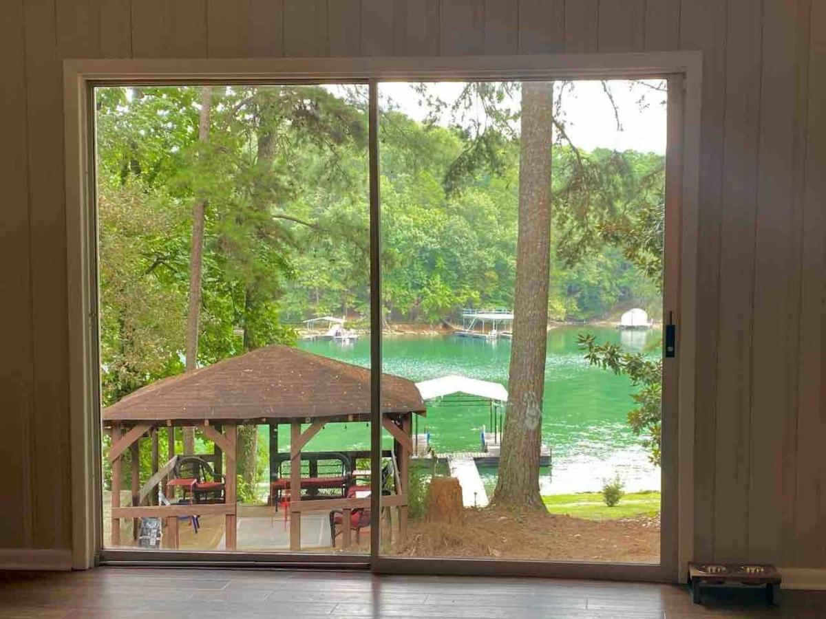 | The Red Cottagefantastic Viewfirepitfree Kayaks