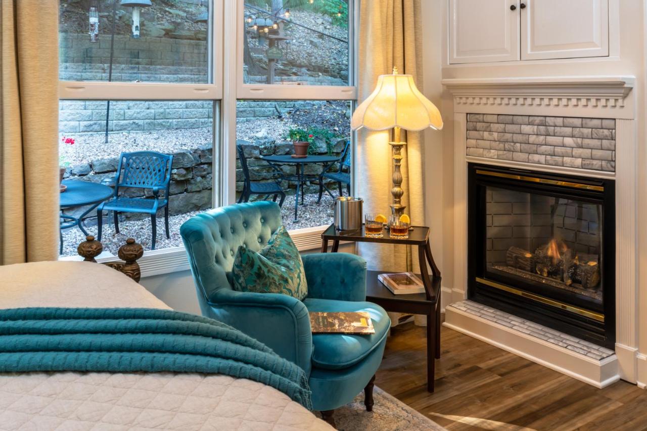 | Arsenic and Old Lace Bed & Breakfast Inn