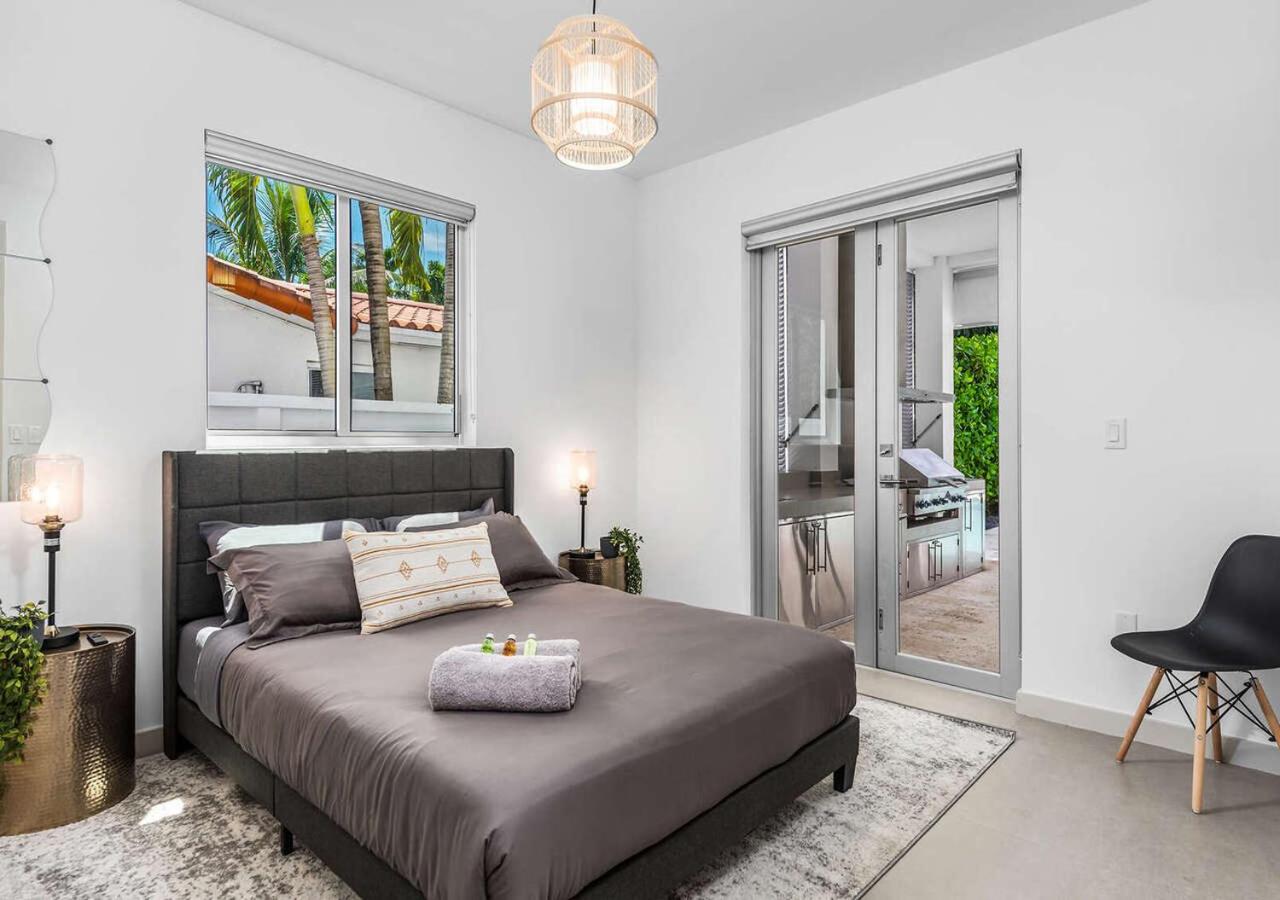 | Exotic 5 Bedroom Villa In South Miami