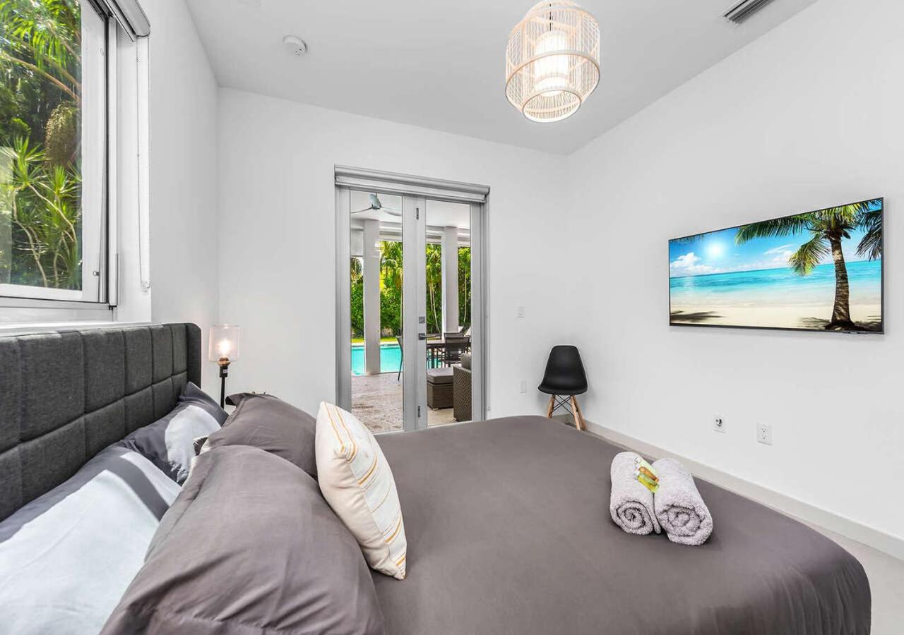  | Exotic 5 Bedroom Villa In South Miami