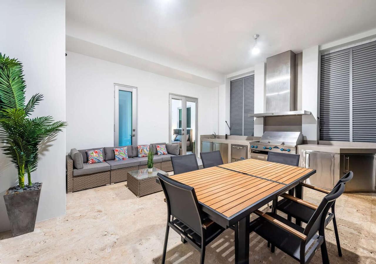  | Exotic 5 Bedroom Villa In South Miami