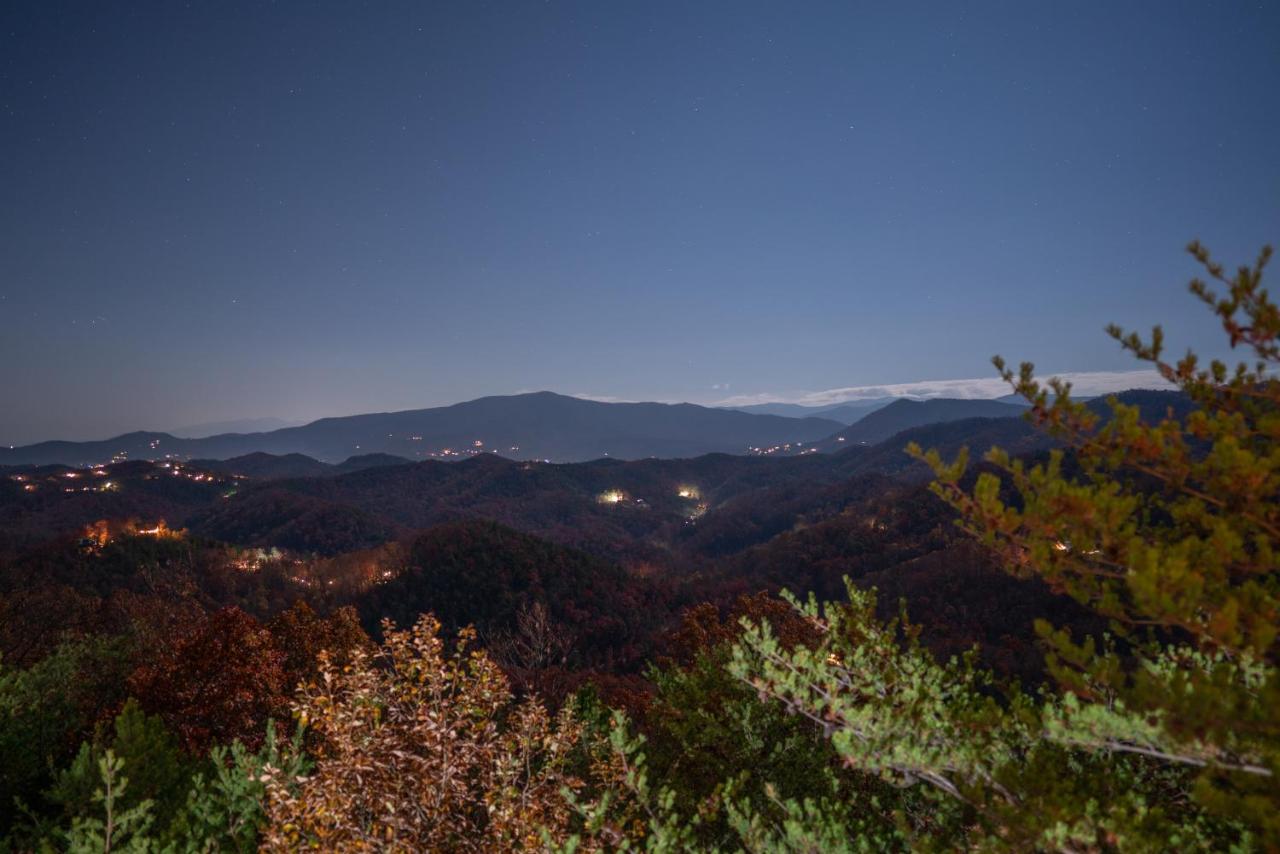 | Smoky Mountain Summit