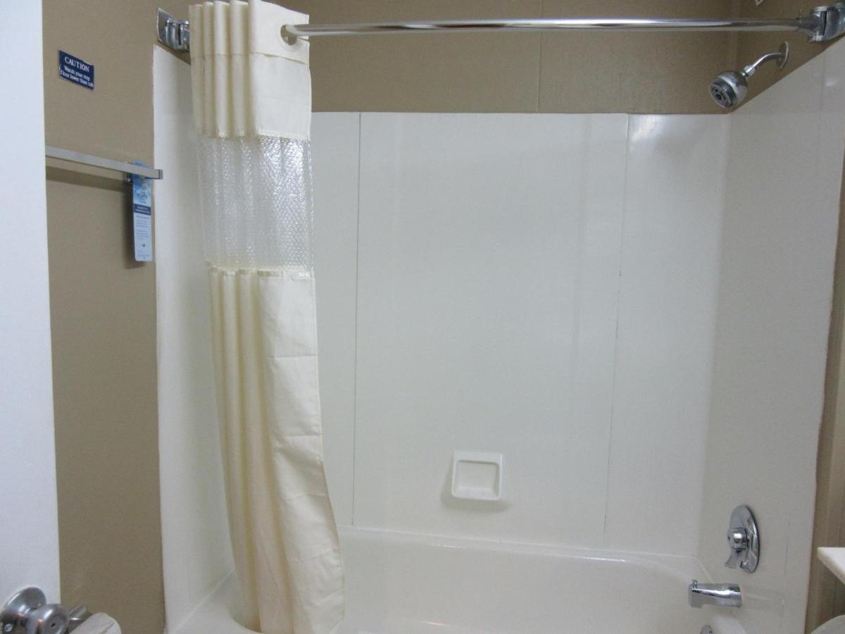 | Microtel Inn by Wyndham Columbia Two Notch Road Area