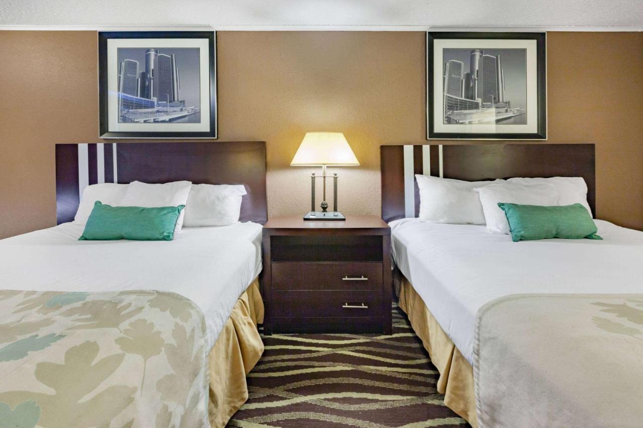 Efficiency Room with Two Queen Beds - Non-Smoking at Travelodge by Wyndham Monroe