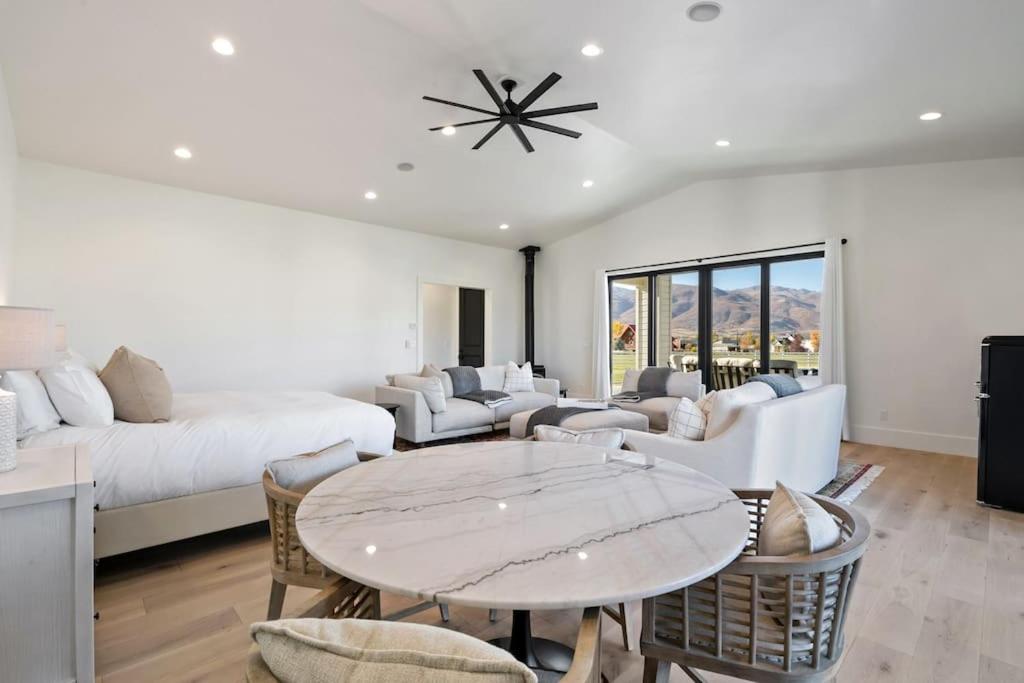  | Pool House - Stunning Views of Mount Timpanogos