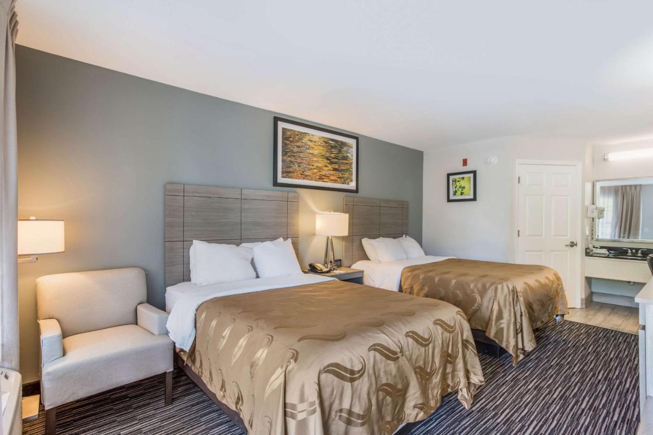 | Quality Inn Gallatin-Nashville Metro