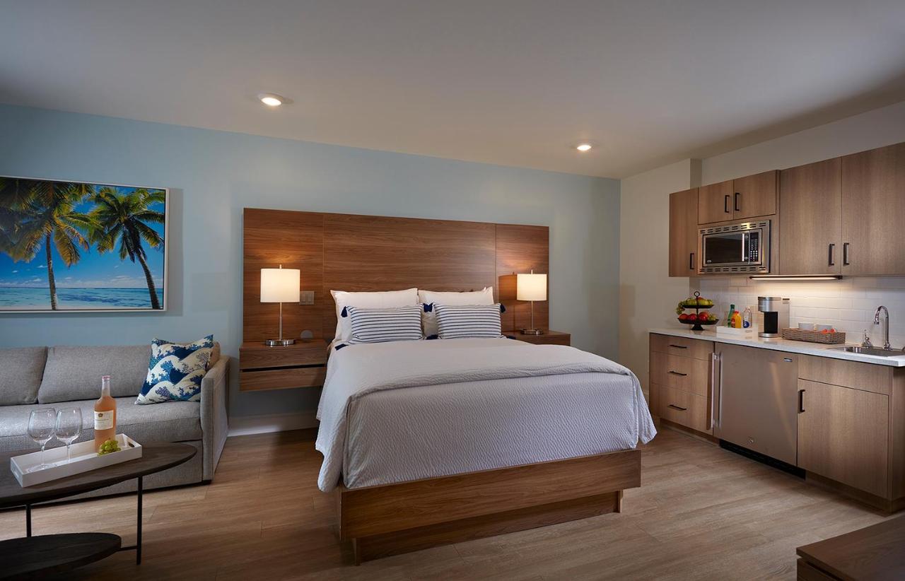 Executive Suite at The Pointe Hotel