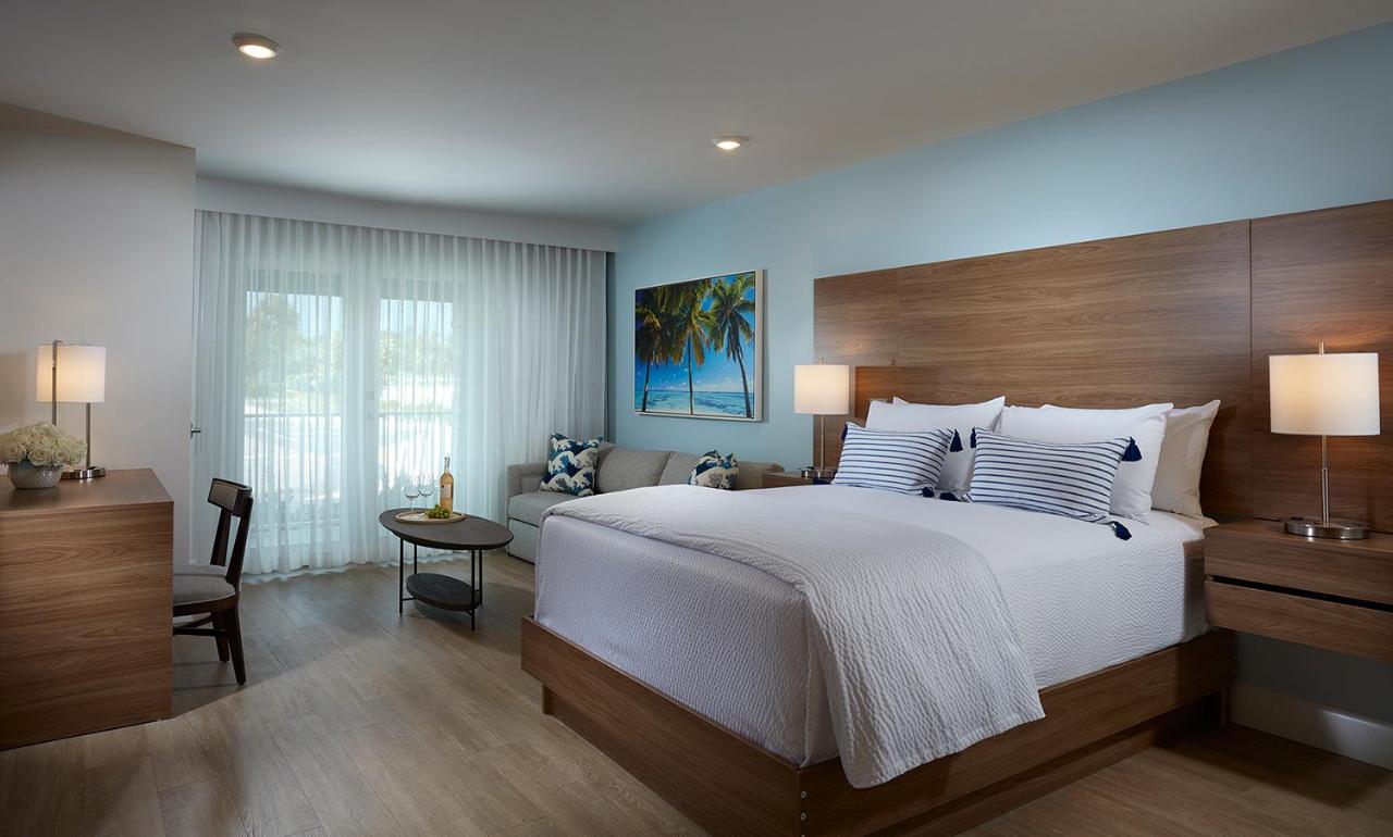 Executive Suite at The Pointe Hotel