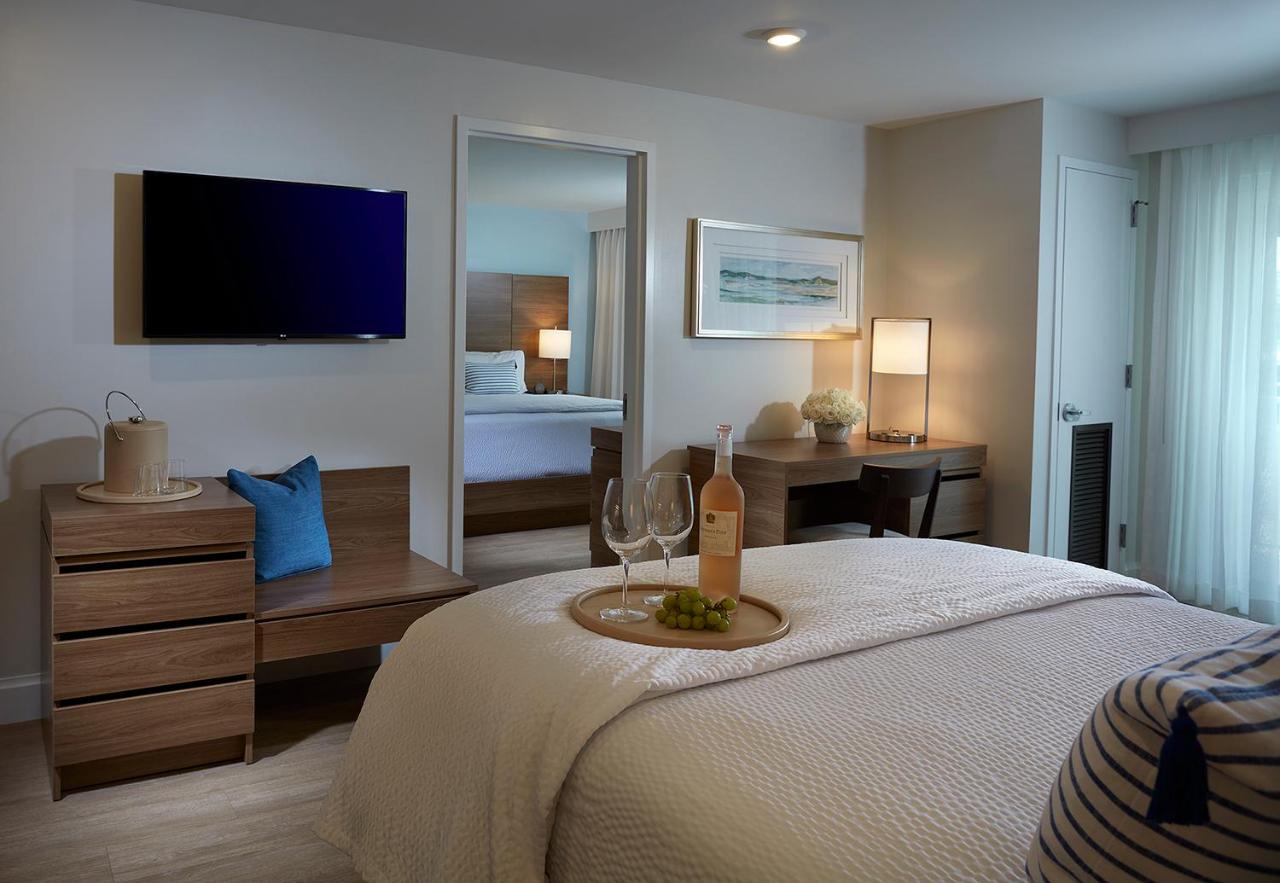 Executive Suite at The Pointe Hotel