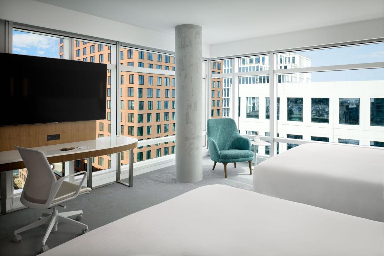Luxury Quadruple Room at LUMA Hotel San Francisco