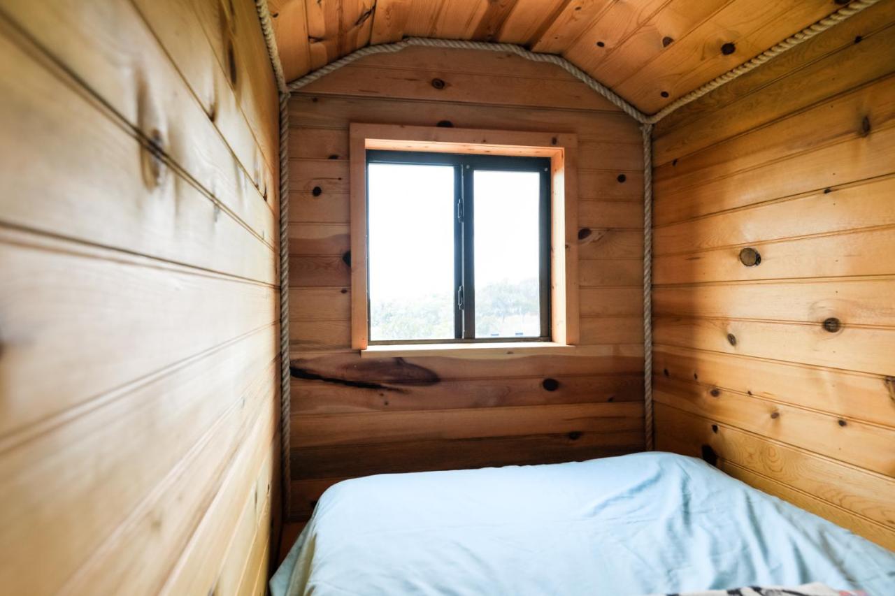 | Walnut Canyon Cabins