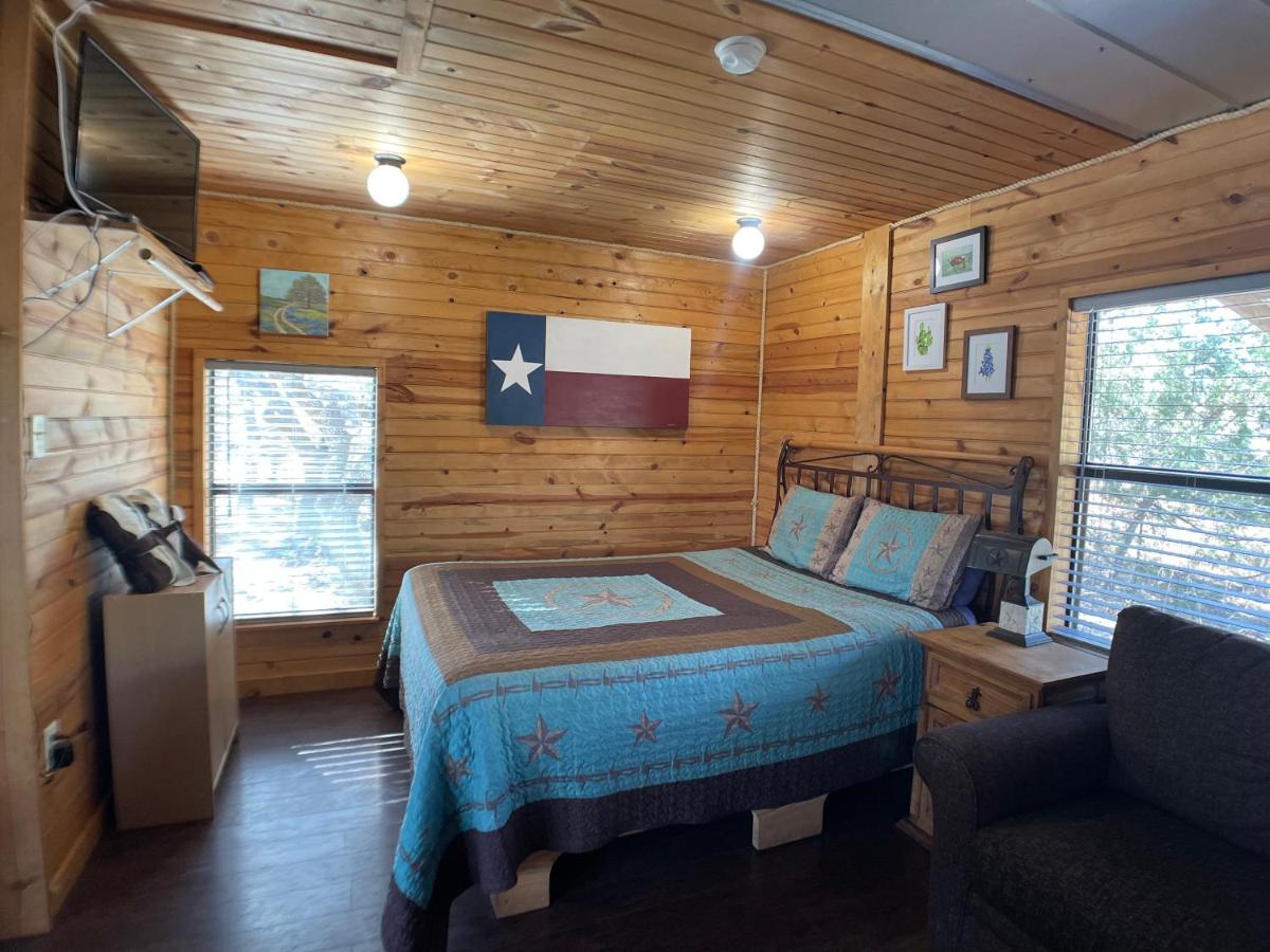 | Walnut Canyon Cabins