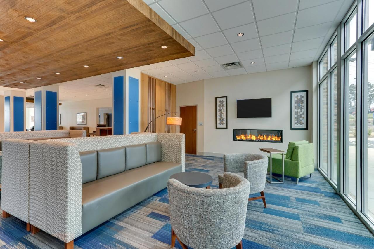  | Holiday Inn Express & Suites - Dawsonville, an IHG Hotel