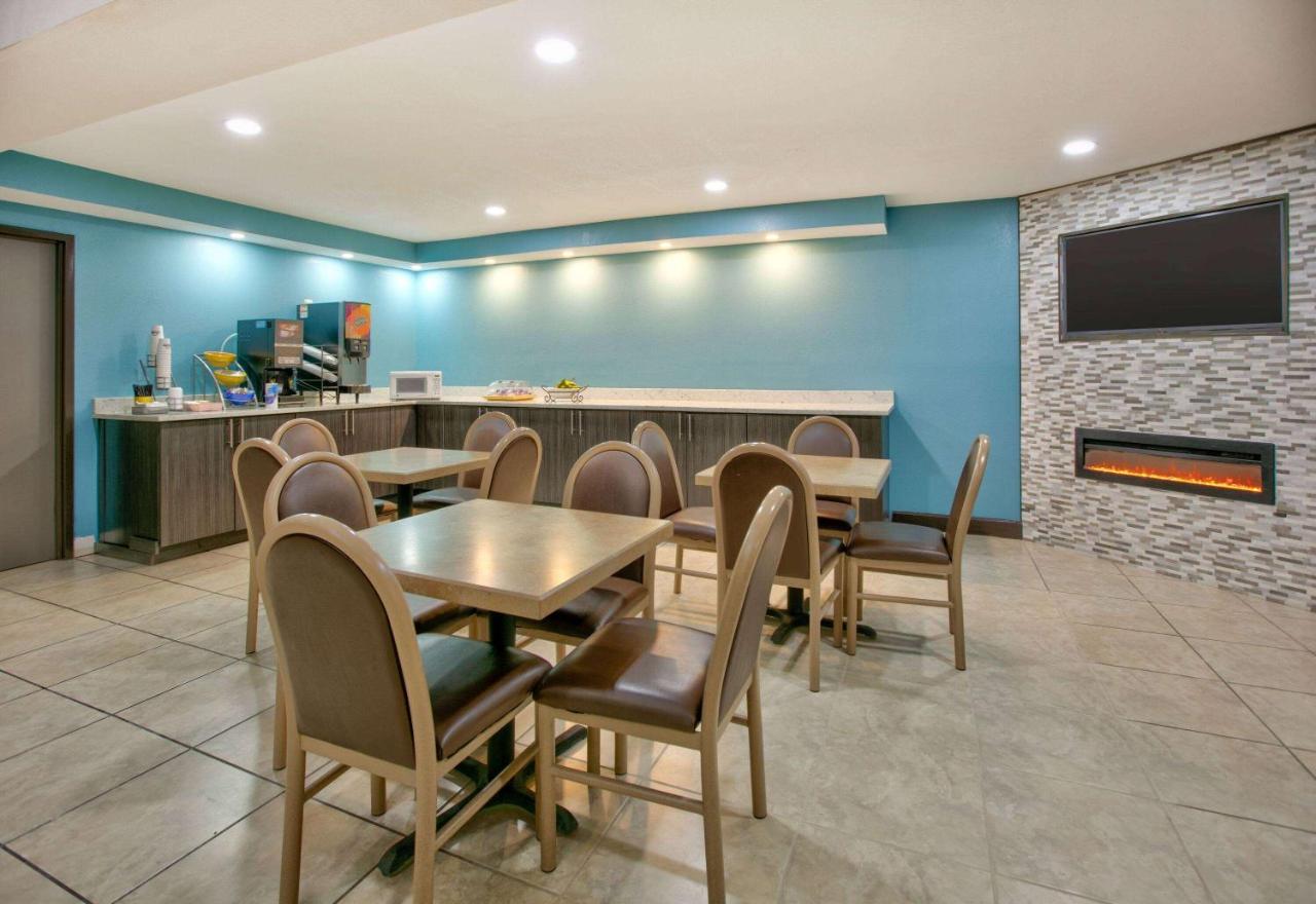 | Days Inn by Wyndham Tunica Resorts
