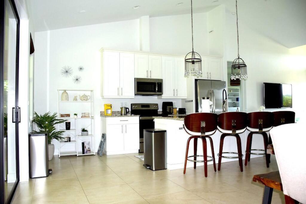  | Beautiful and relaxing villa near the Beach!