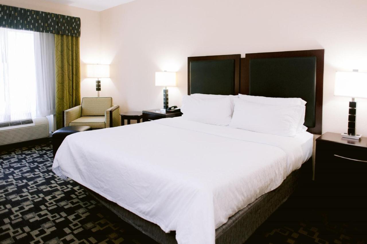  | Holiday Inn Express Hotel & Suites Raleigh SW NC State