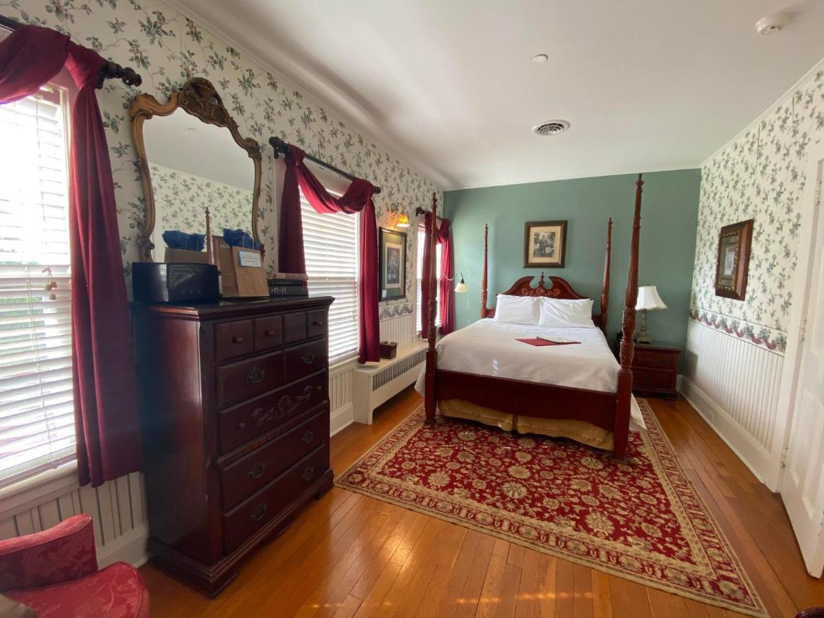 | Historic Rosemont Manor