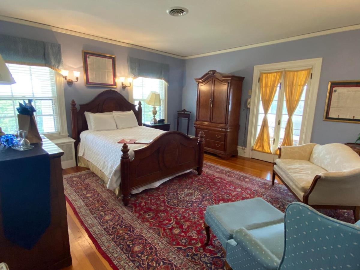 | Historic Rosemont Manor