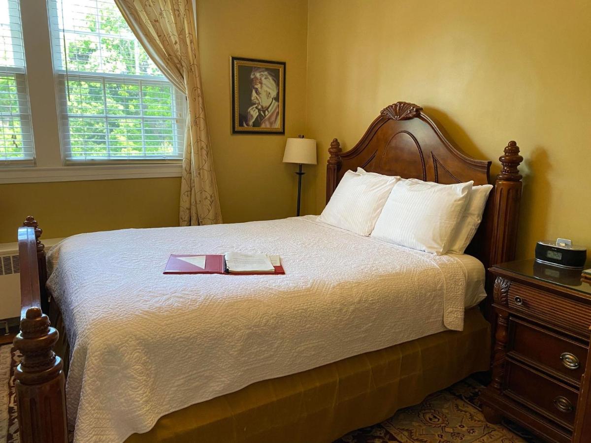 | Historic Rosemont Manor