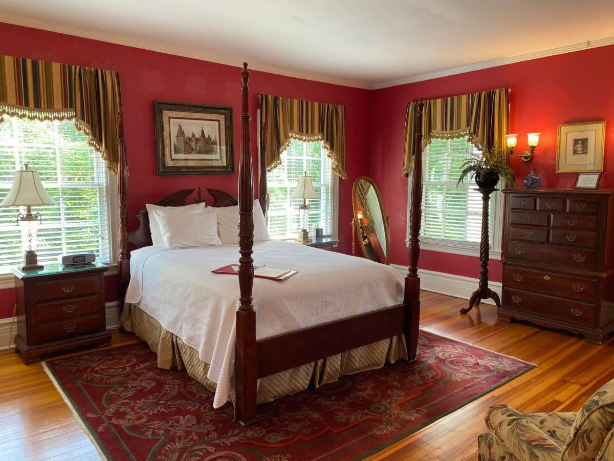 | Historic Rosemont Manor