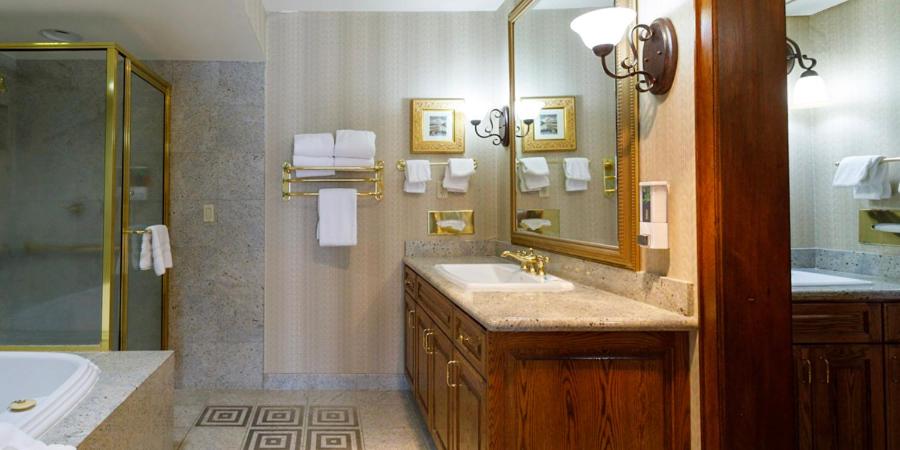 Parlor Suite at Maverick Hotel and Casino by Red Lion Hotels